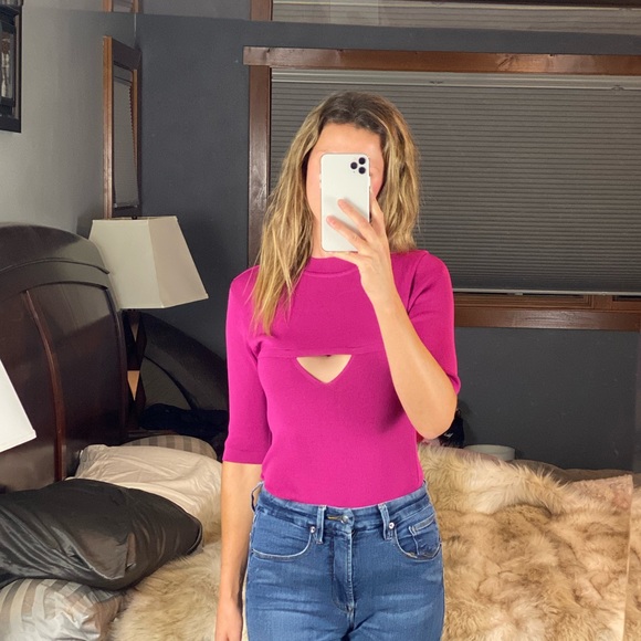 Goen.J Cut-Out Mock Neck Three-Quarter Sleeve Pink Top, Size 6, New with tags - Picture 2 of 11